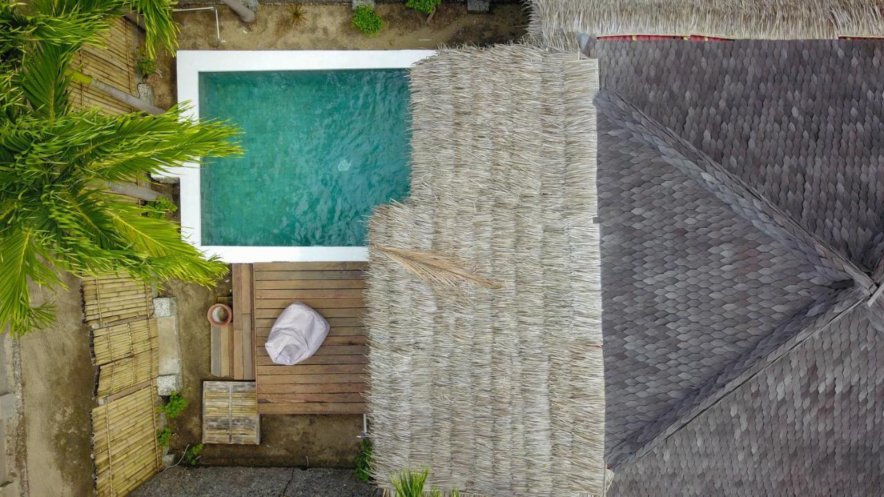 Villa Bamboo Gili Trawangan Exterior photo